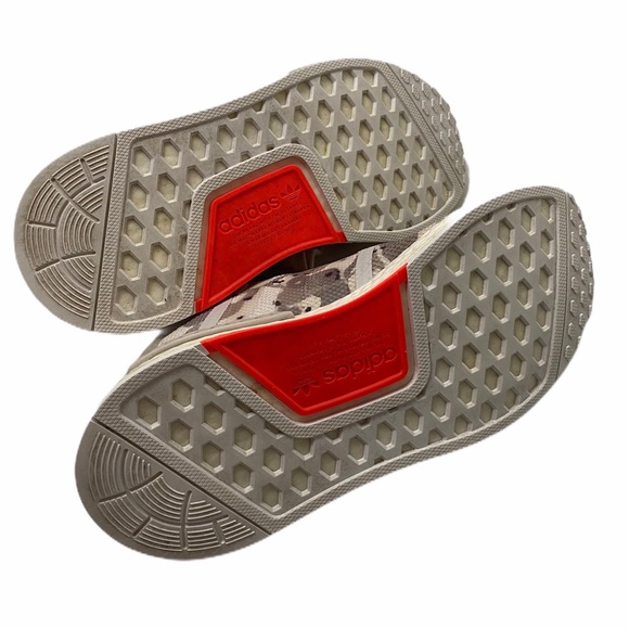 Adidas NMD women’s size 6.6 gray ivory camouflage - Picture 9 of 11